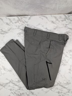 Arc'teryx Cronin Cotton Nylon Blend Hiking Pants - Grey - Size 32

​